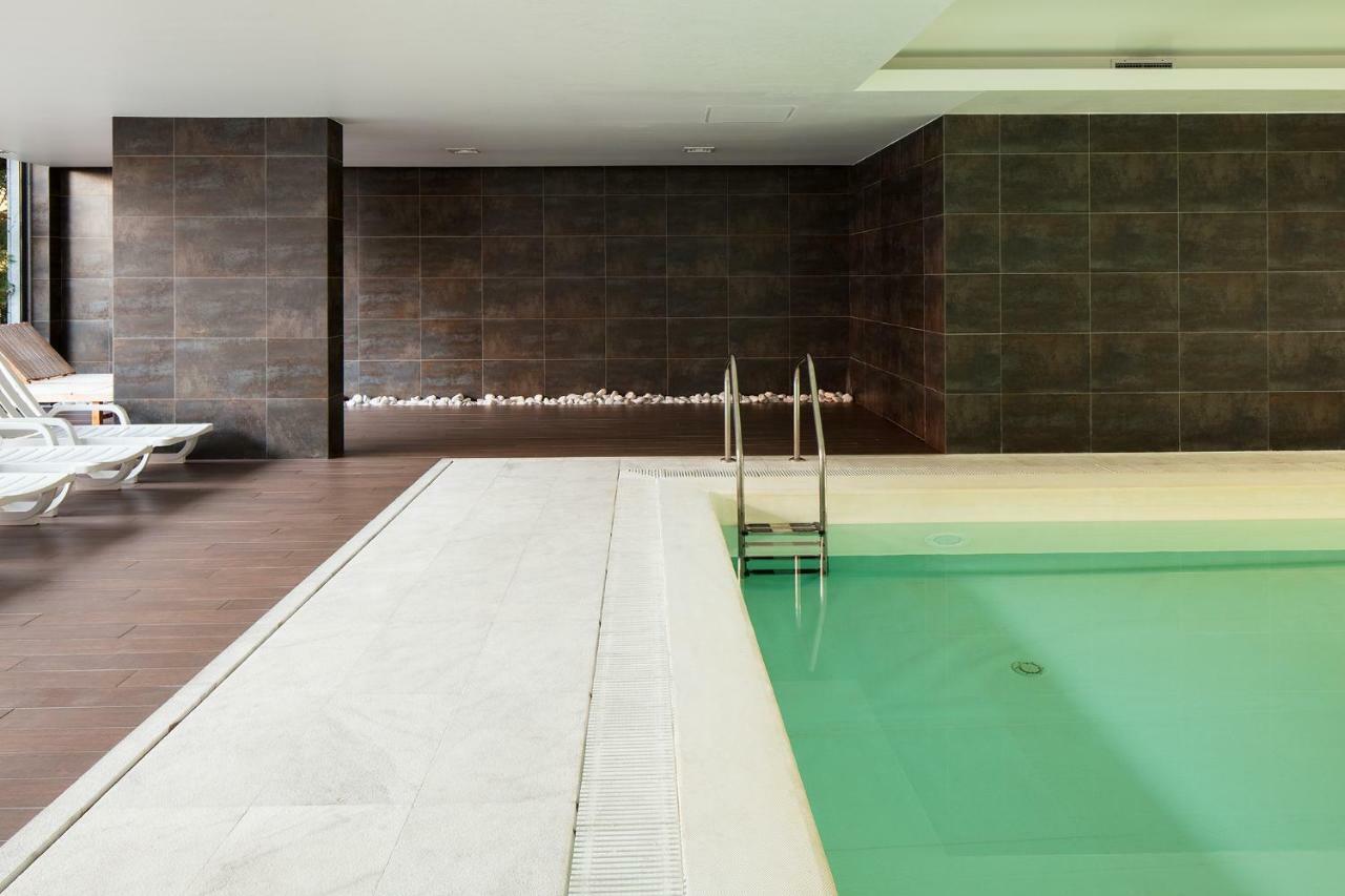 Skyscraper Riverview Lisbon With Indoor Pool Buitenkant foto
